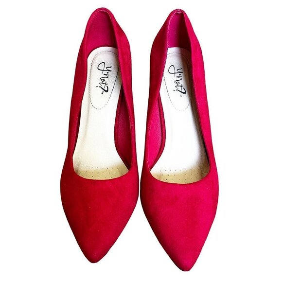 Y-Not? Women's Red Micro EUCLID Faux Seude High Heels sz(9) - Picture 1 of 12